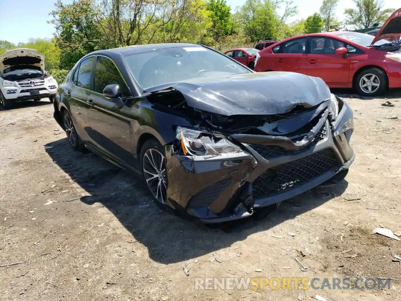 1 Photograph of a damaged car JTNB11HK1K3086451 TOYOTA CAMRY 2019