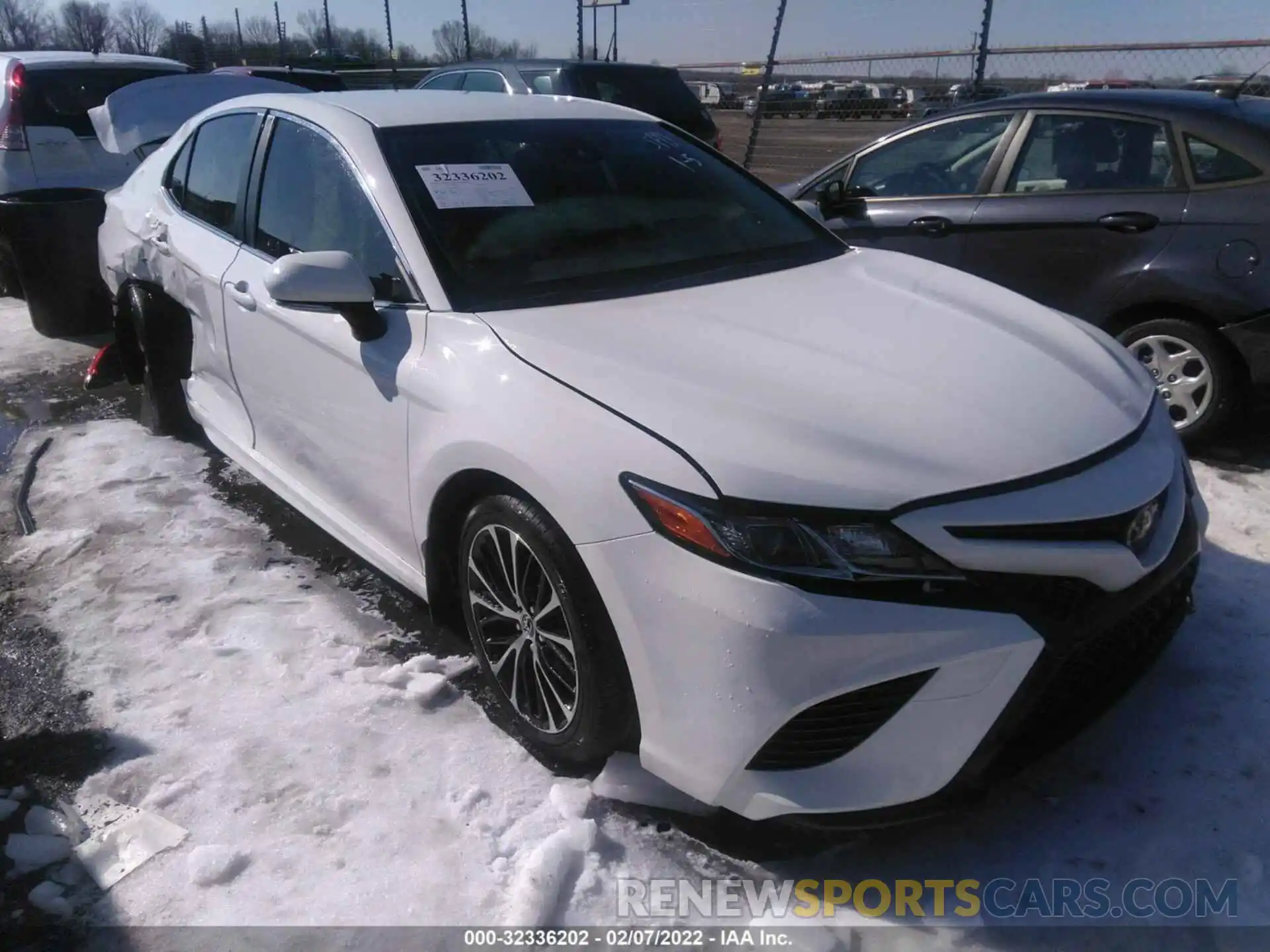 1 Photograph of a damaged car JTNB11HK2K3082392 TOYOTA CAMRY 2019