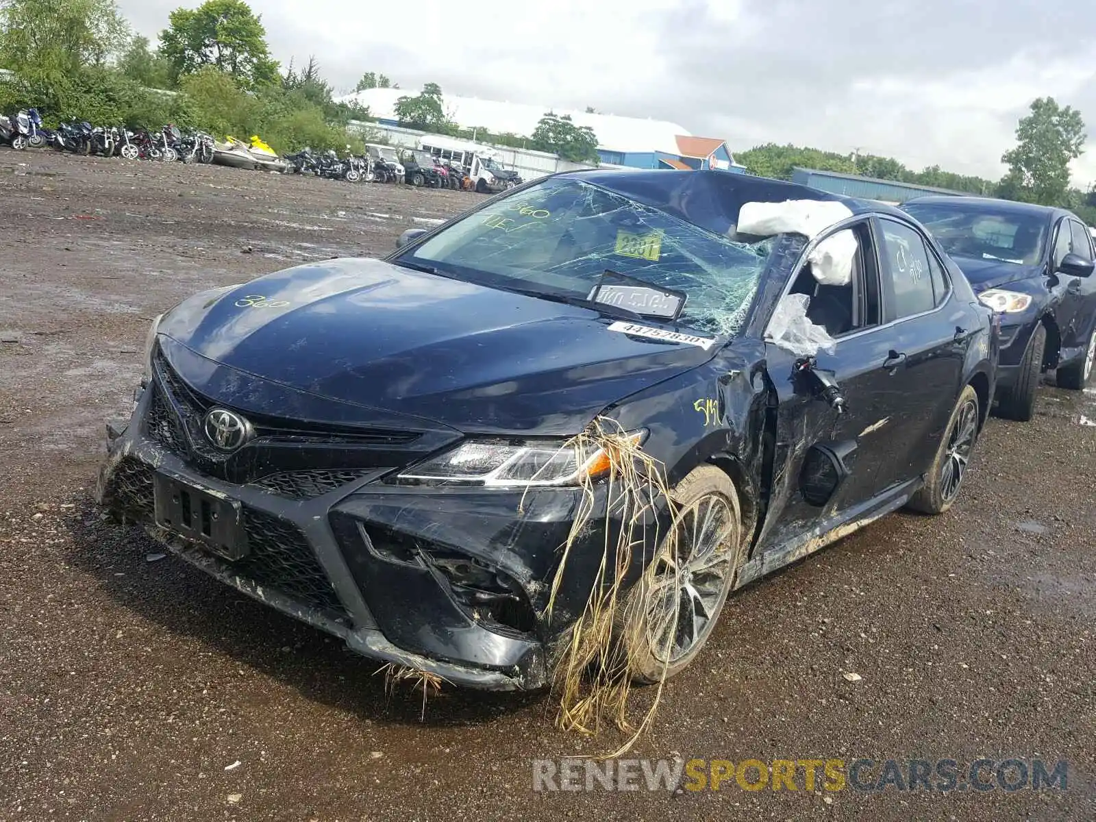 2 Photograph of a damaged car JTNB11HK2K3086572 TOYOTA CAMRY 2019