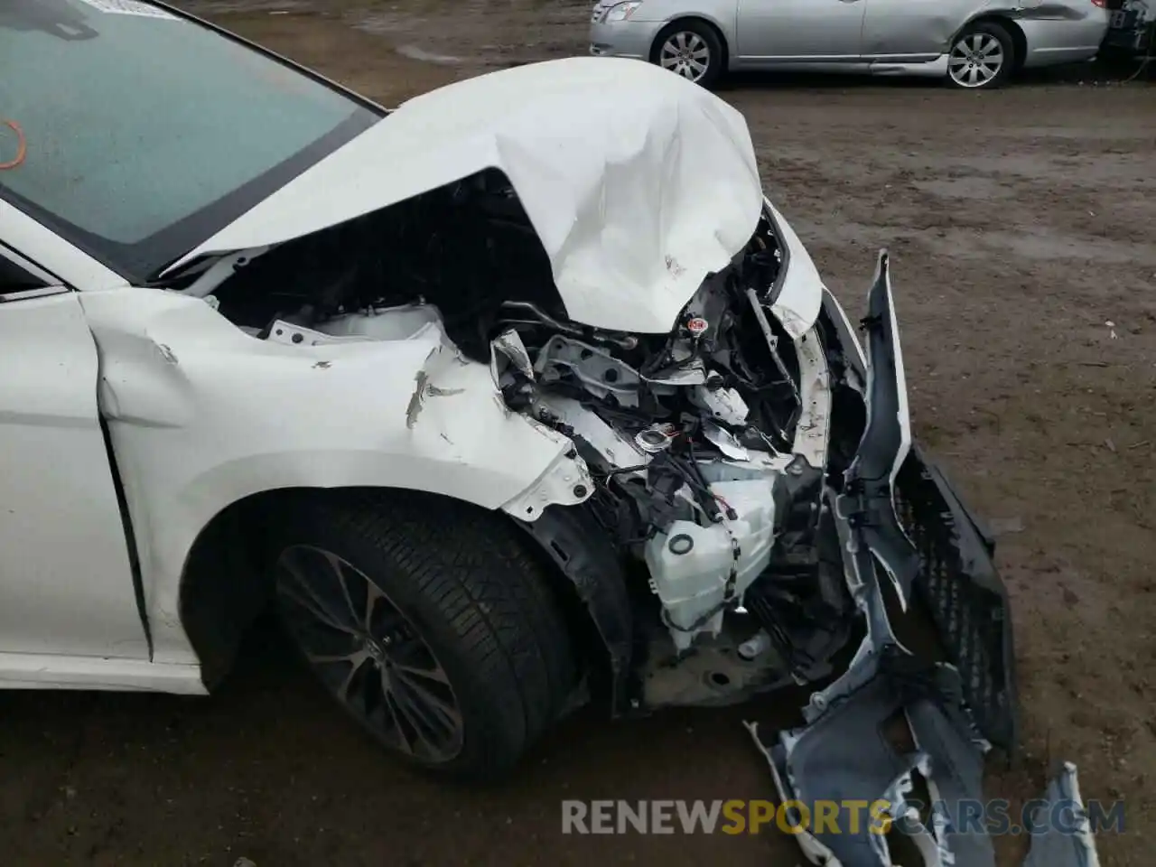 9 Photograph of a damaged car JTNB11HK4K3076500 TOYOTA CAMRY 2019