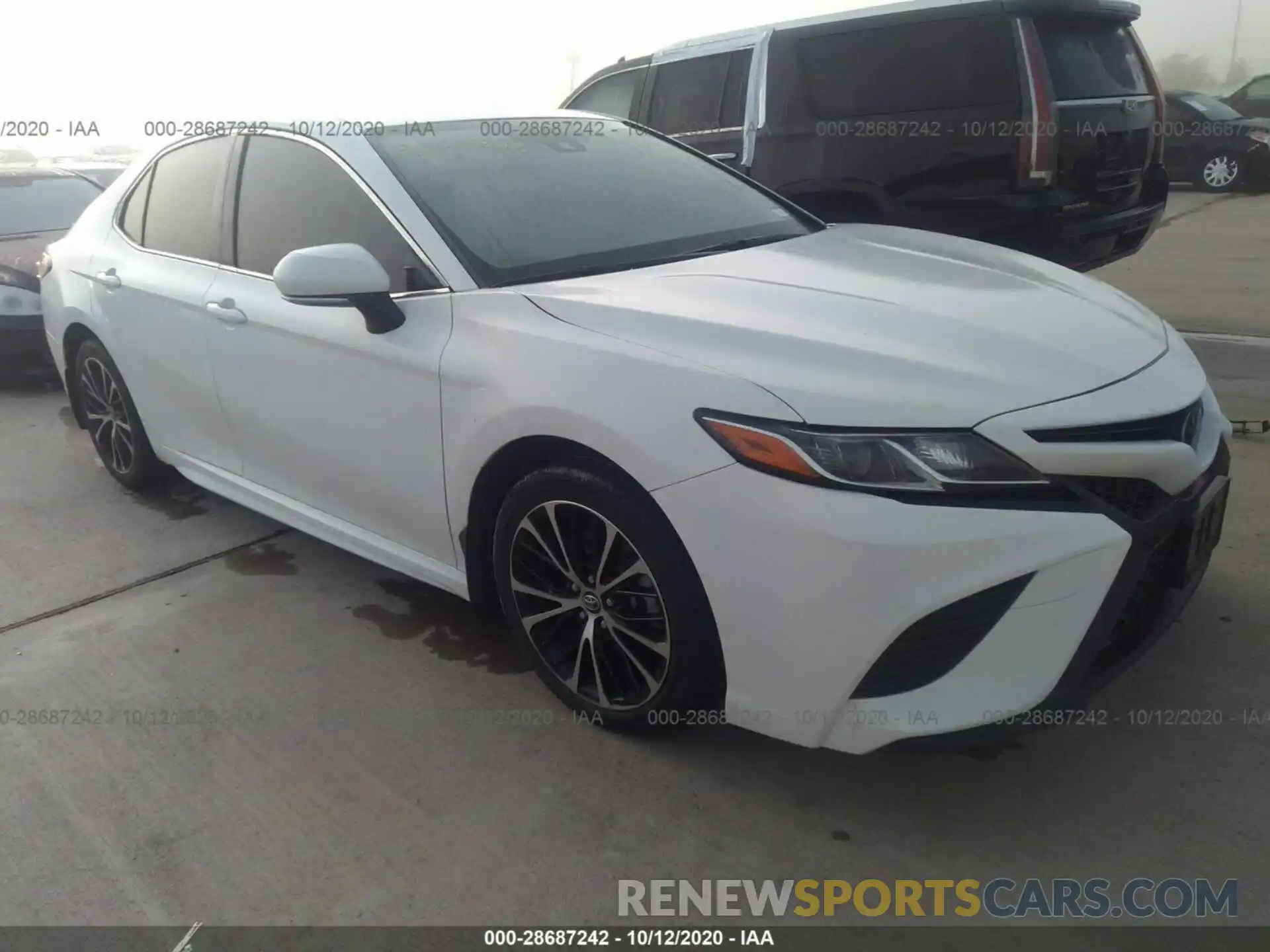 1 Photograph of a damaged car JTNB11HK5K3080989 TOYOTA CAMRY 2019