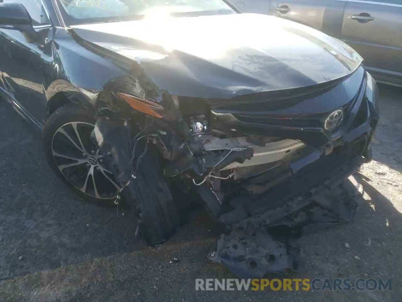 9 Photograph of a damaged car JTNB11HK5K3085304 TOYOTA CAMRY 2019