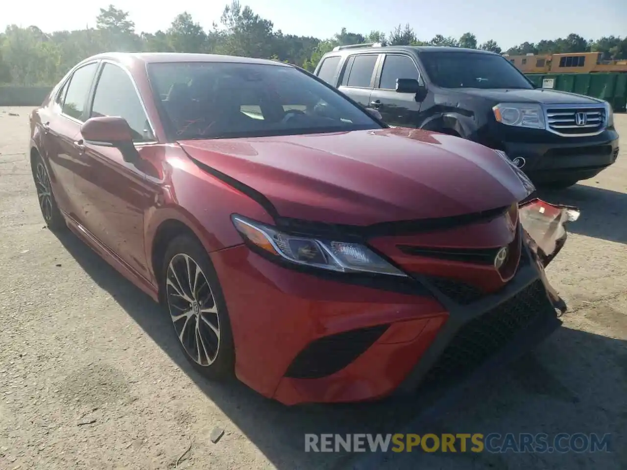 1 Photograph of a damaged car JTNB11HK6K3084842 TOYOTA CAMRY 2019