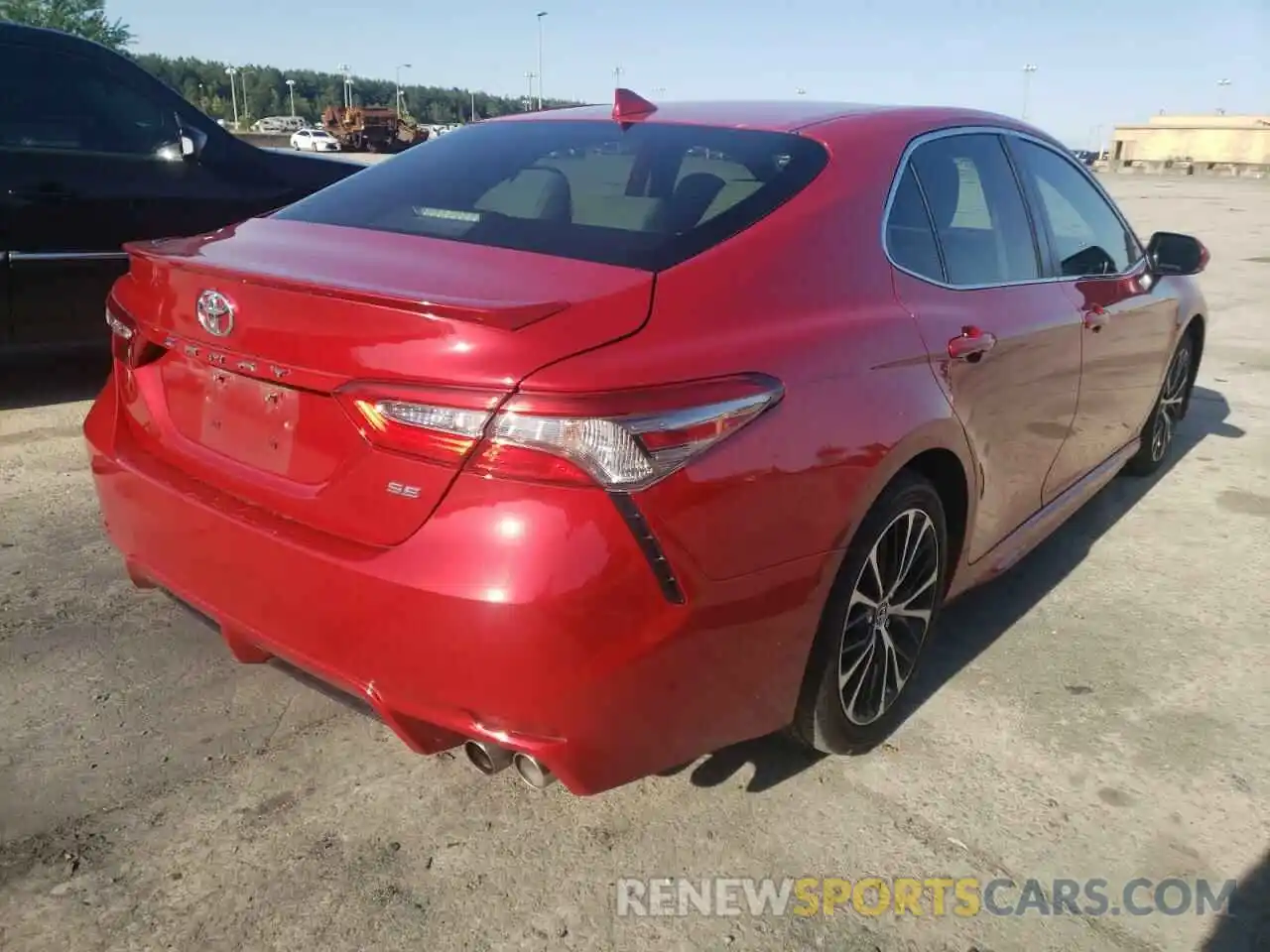 4 Photograph of a damaged car JTNB11HK6K3084842 TOYOTA CAMRY 2019