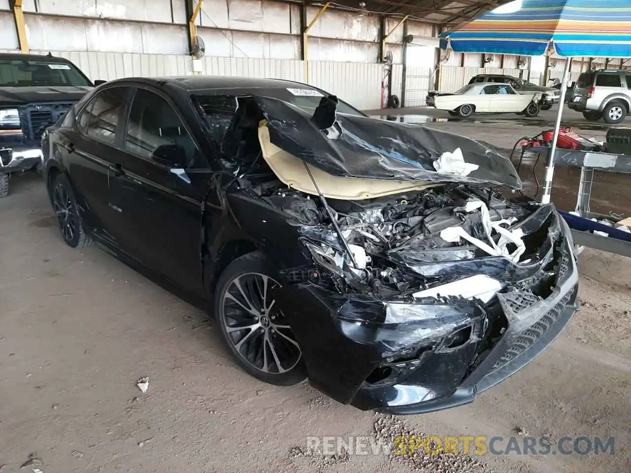 1 Photograph of a damaged car JTNB11HK8K3081084 TOYOTA CAMRY 2019