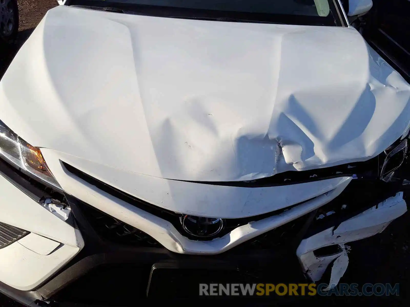 9 Photograph of a damaged car JTNB11HK8K3086771 TOYOTA CAMRY 2019