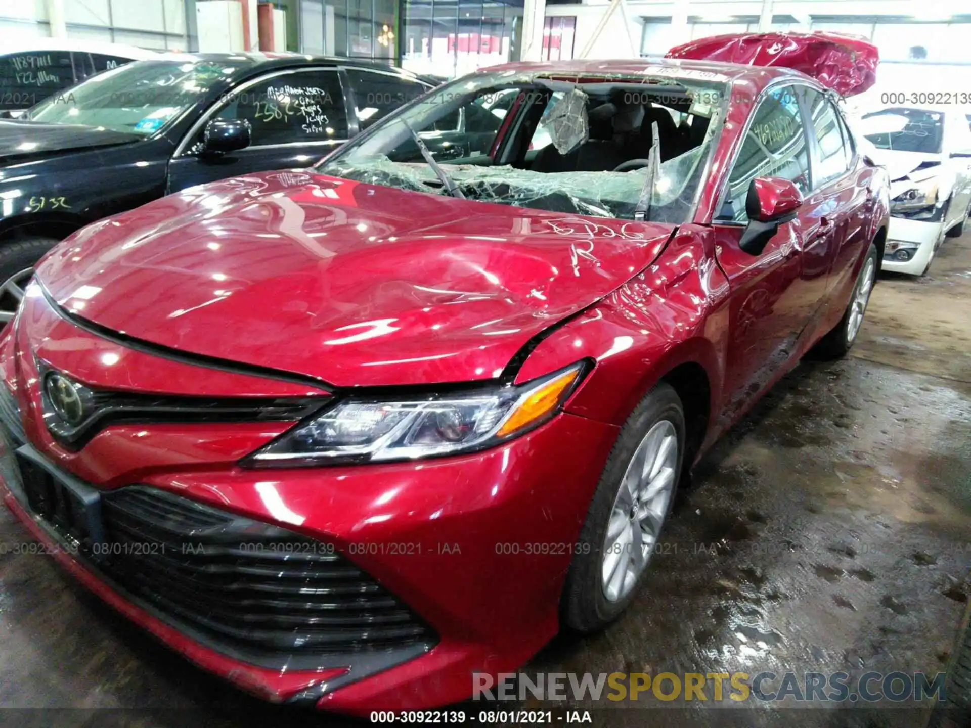 2 Photograph of a damaged car 000C11AK5LU896126 TOYOTA CAMRY 2020