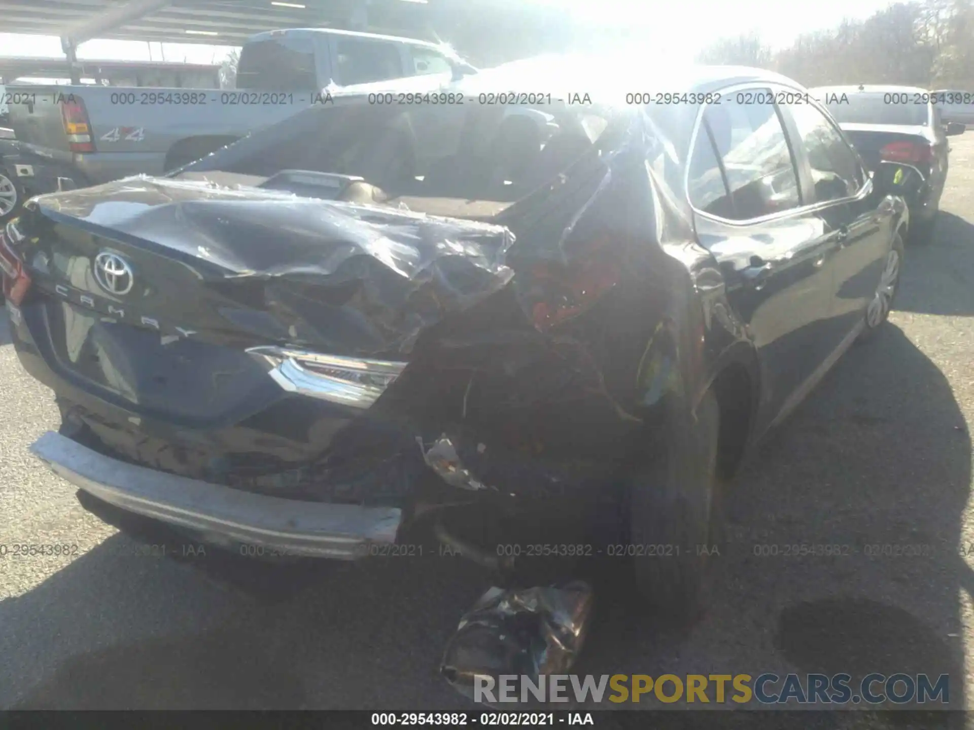 4 Photograph of a damaged car 4T1A11AK2LU857727 TOYOTA CAMRY 2020