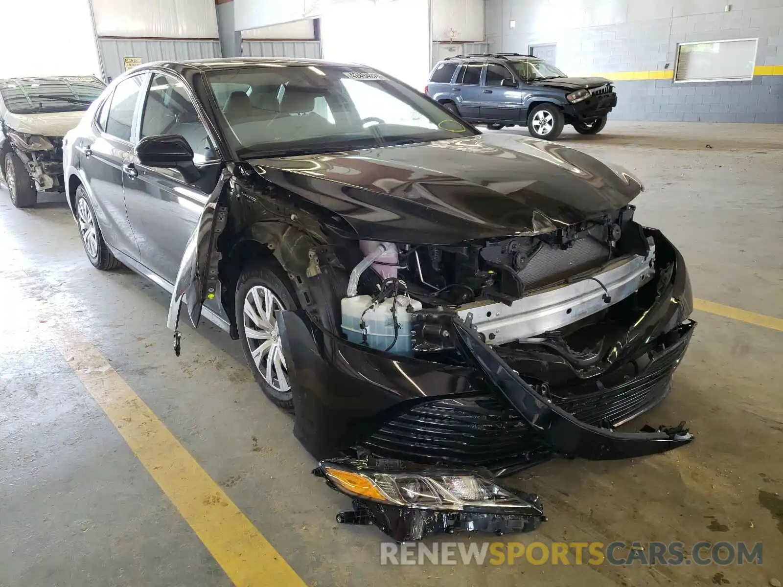 1 Photograph of a damaged car 4T1A11AK2LU860434 TOYOTA CAMRY 2020