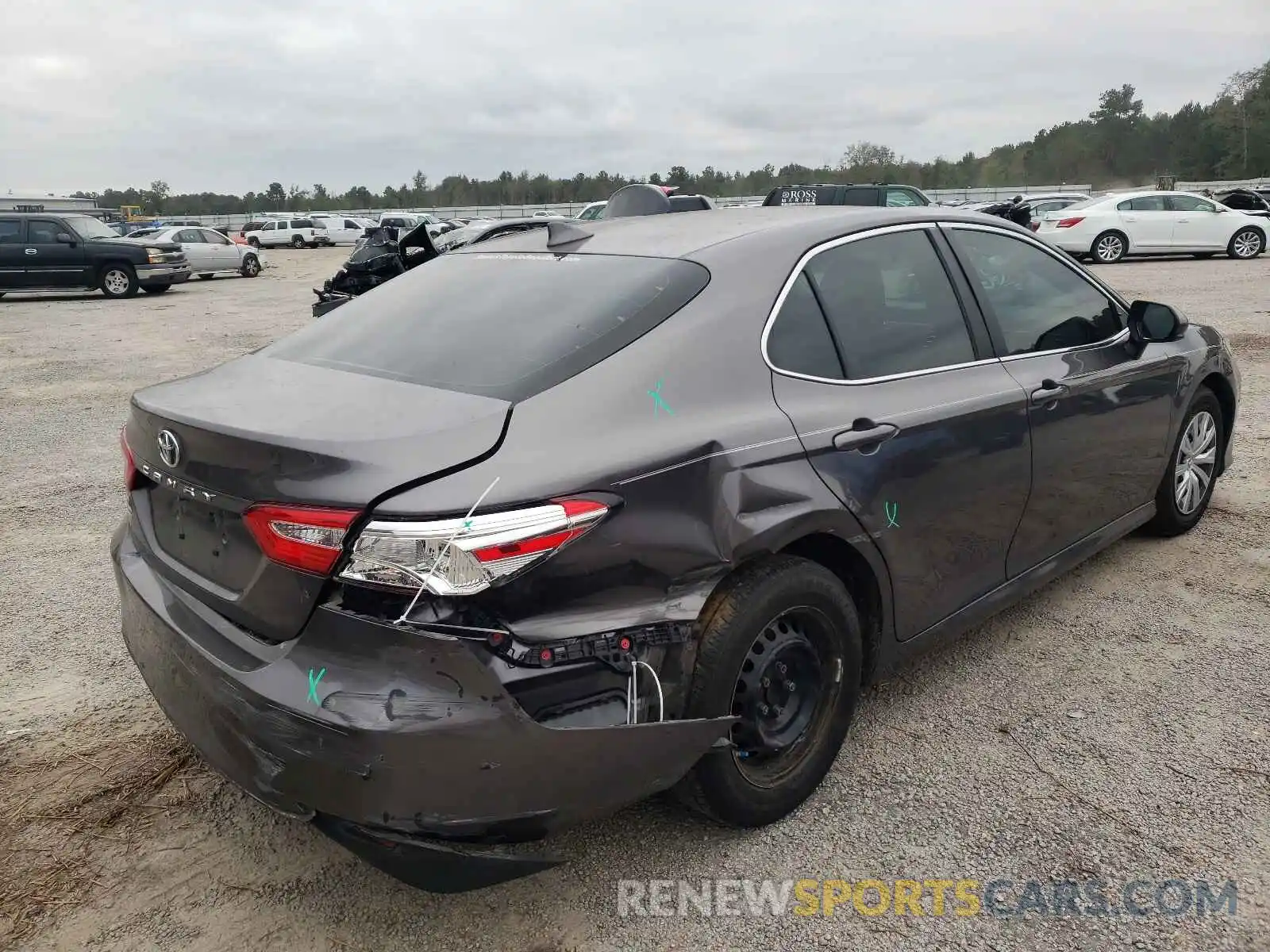 4 Photograph of a damaged car 4T1A11AK4LU890051 TOYOTA CAMRY 2020