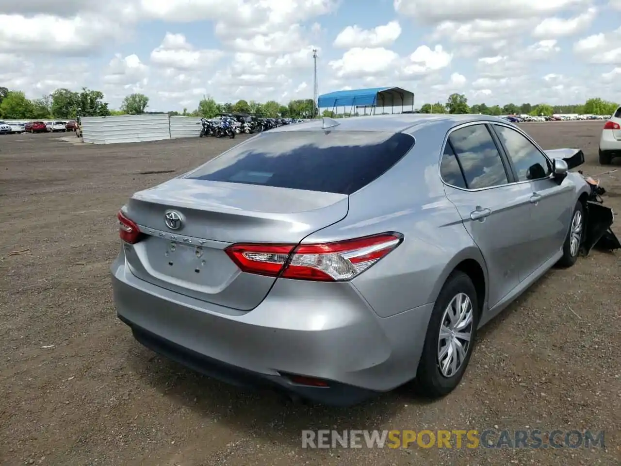 4 Photograph of a damaged car 4T1A11AK4LU974774 TOYOTA CAMRY 2020