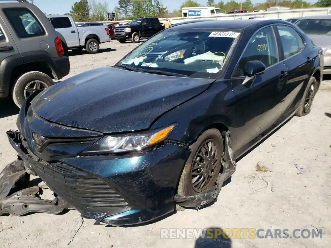 2 Photograph of a damaged car 4T1A11AK5LU944036 TOYOTA CAMRY 2020