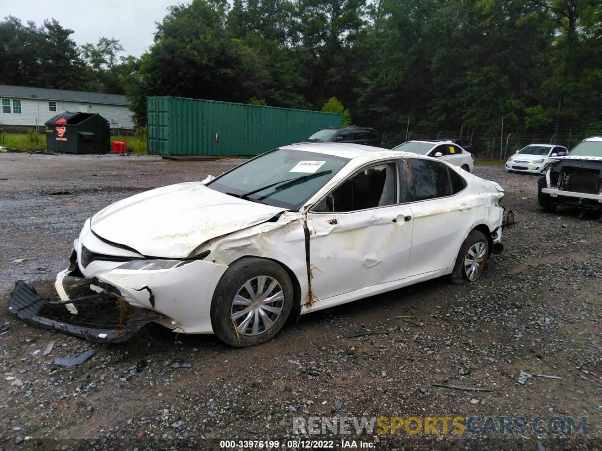 2 Photograph of a damaged car 4T1A11AK6LU940920 TOYOTA CAMRY 2020