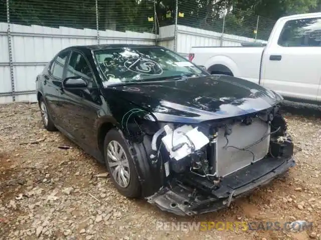 1 Photograph of a damaged car 4T1A11AK7LU909823 TOYOTA CAMRY 2020