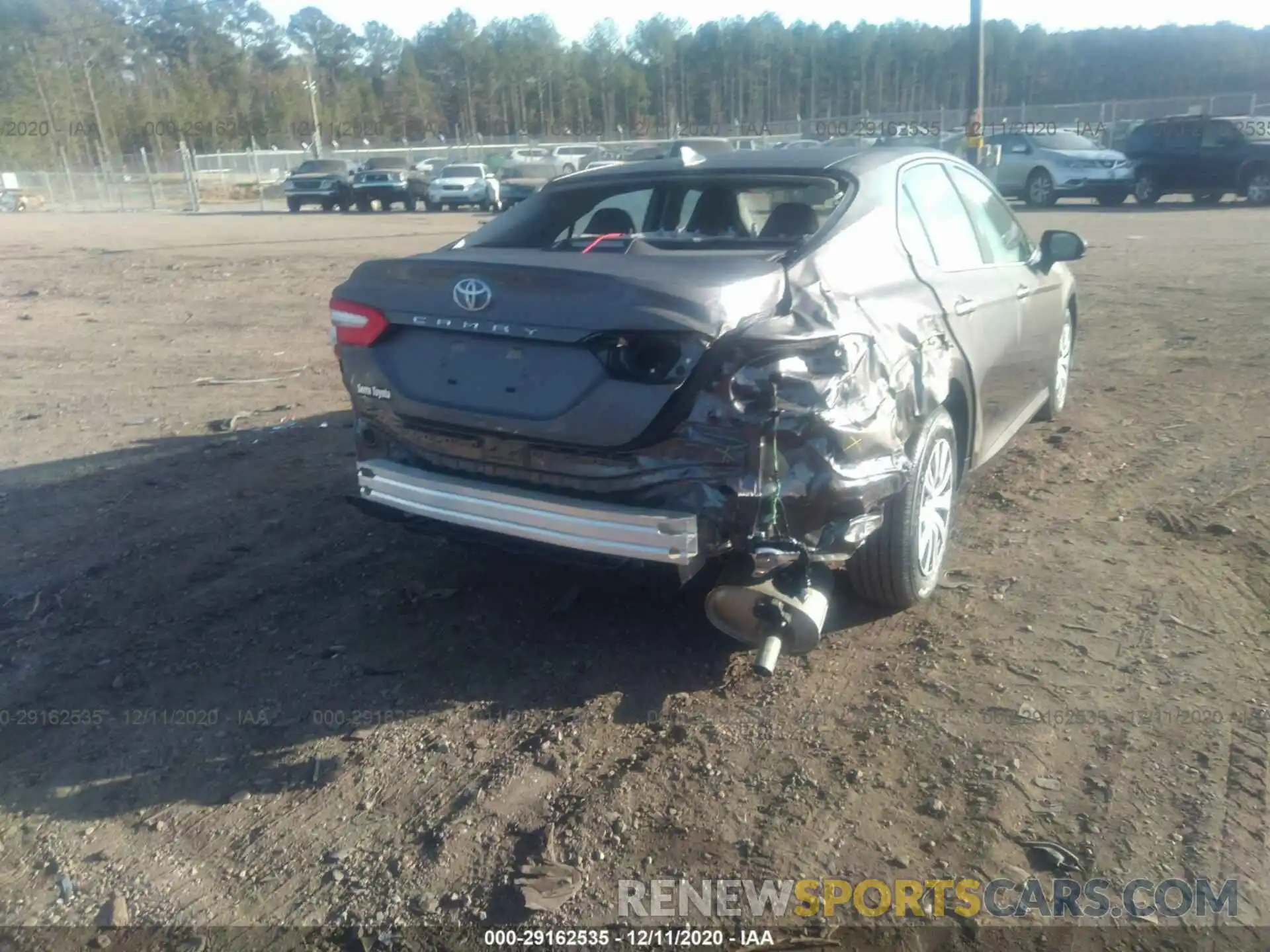 6 Photograph of a damaged car 4T1A11AK7LU976499 TOYOTA CAMRY 2020