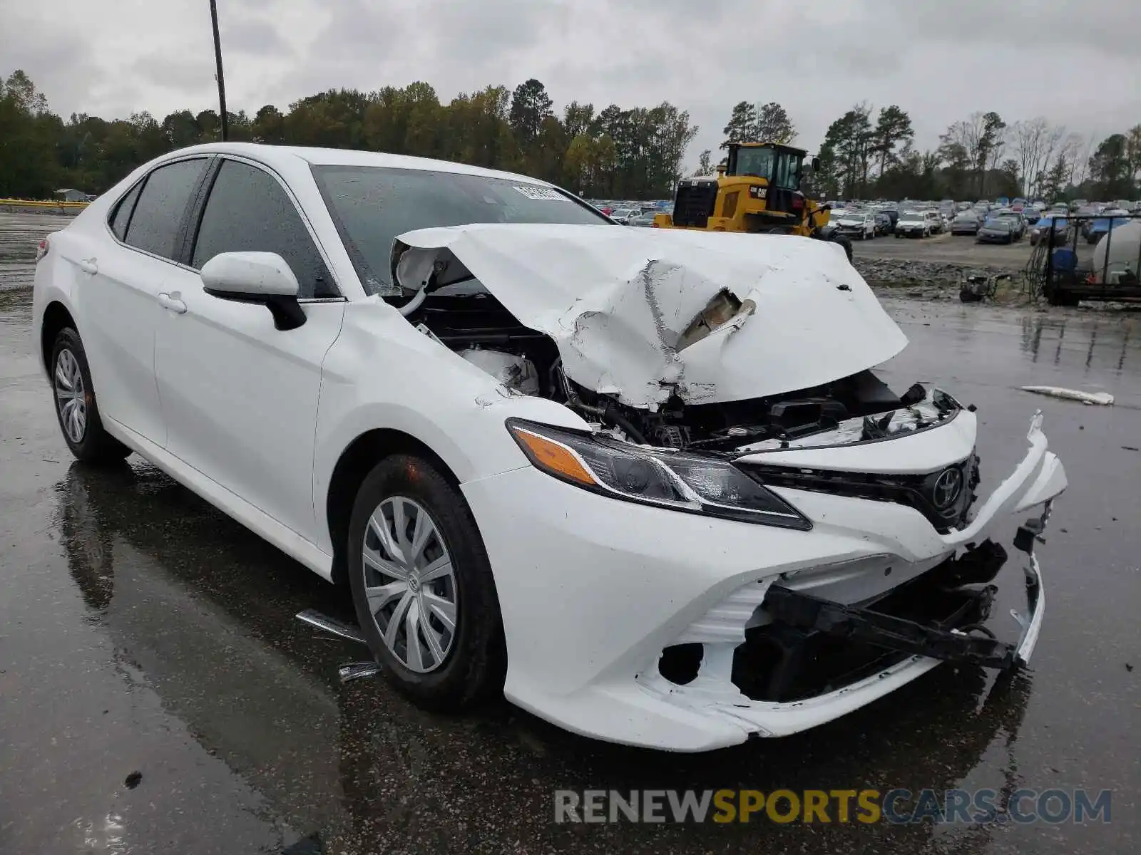 1 Photograph of a damaged car 4T1A11AK9LU939681 TOYOTA CAMRY 2020