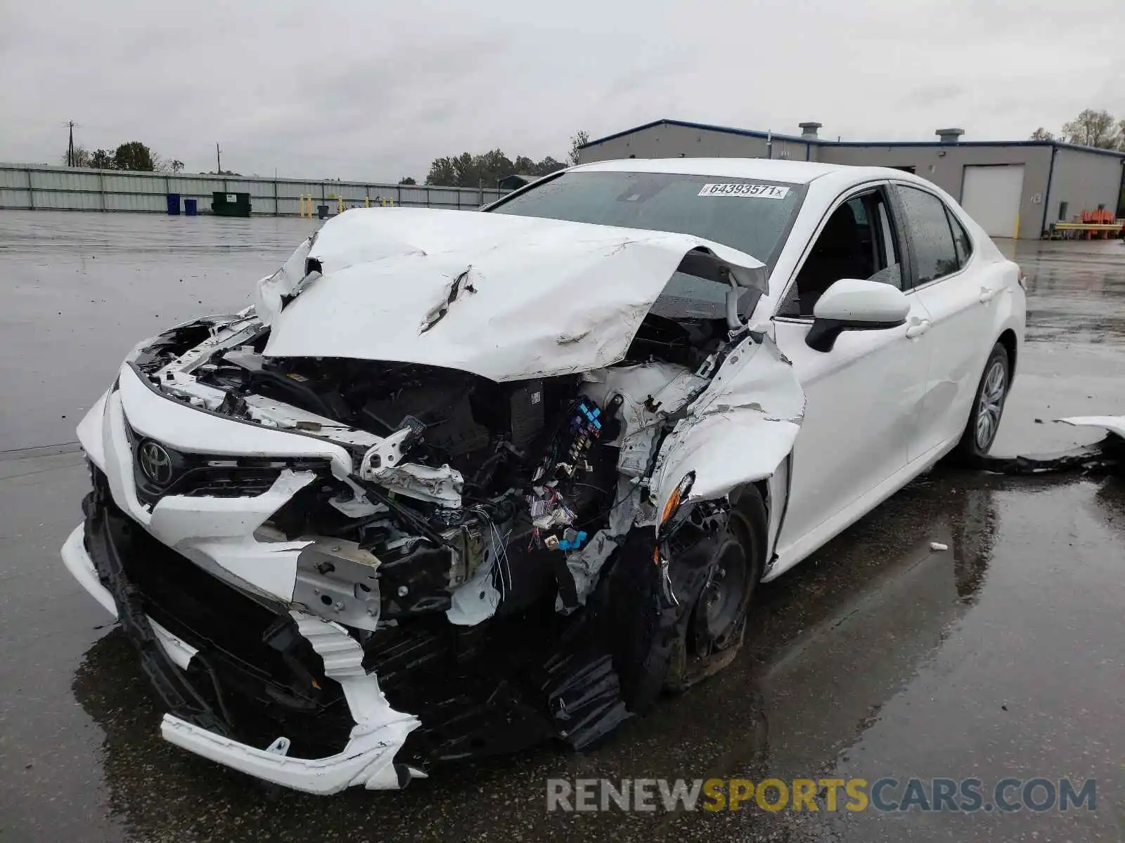 2 Photograph of a damaged car 4T1A11AK9LU939681 TOYOTA CAMRY 2020