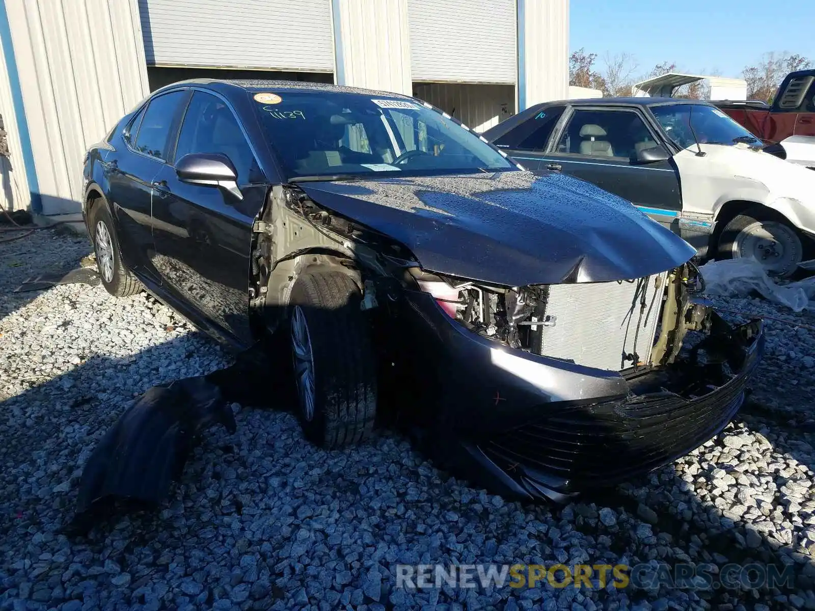 1 Photograph of a damaged car 4T1A11AK9LU962202 TOYOTA CAMRY 2020