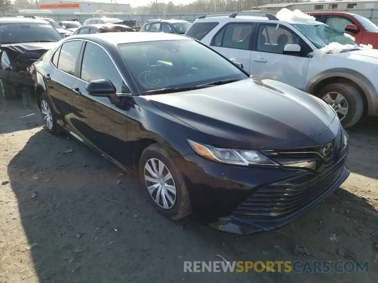 1 Photograph of a damaged car 4T1A11AKXLU949961 TOYOTA CAMRY 2020