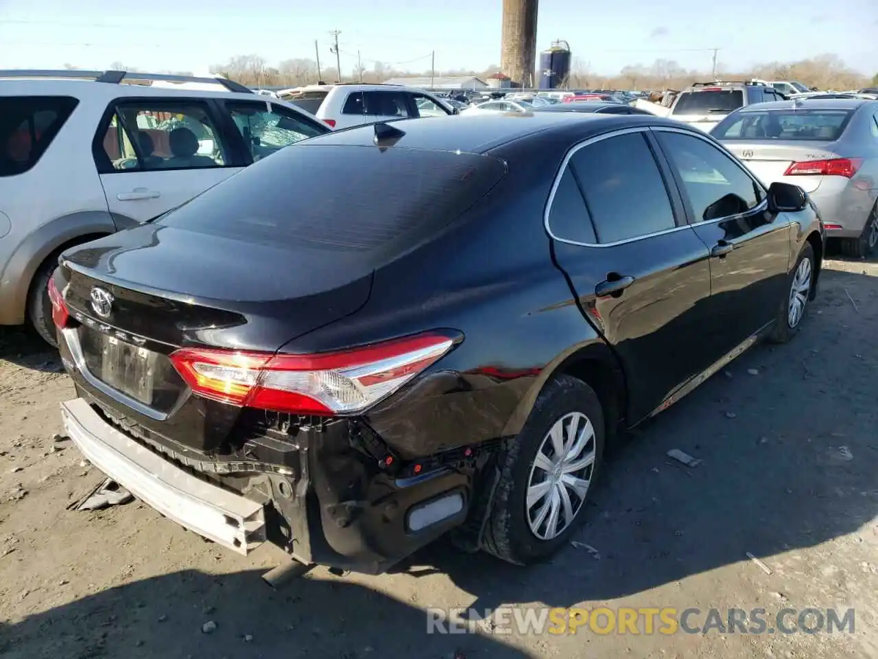 4 Photograph of a damaged car 4T1A11AKXLU949961 TOYOTA CAMRY 2020