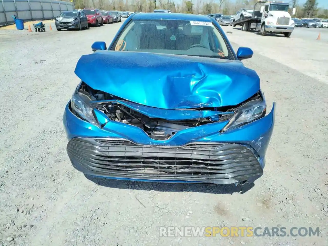 9 Photograph of a damaged car 4T1C11AK0LU309170 TOYOTA CAMRY 2020