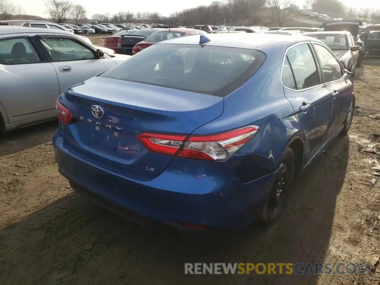 4 Photograph of a damaged car 4T1C11AK0LU311565 TOYOTA CAMRY 2020