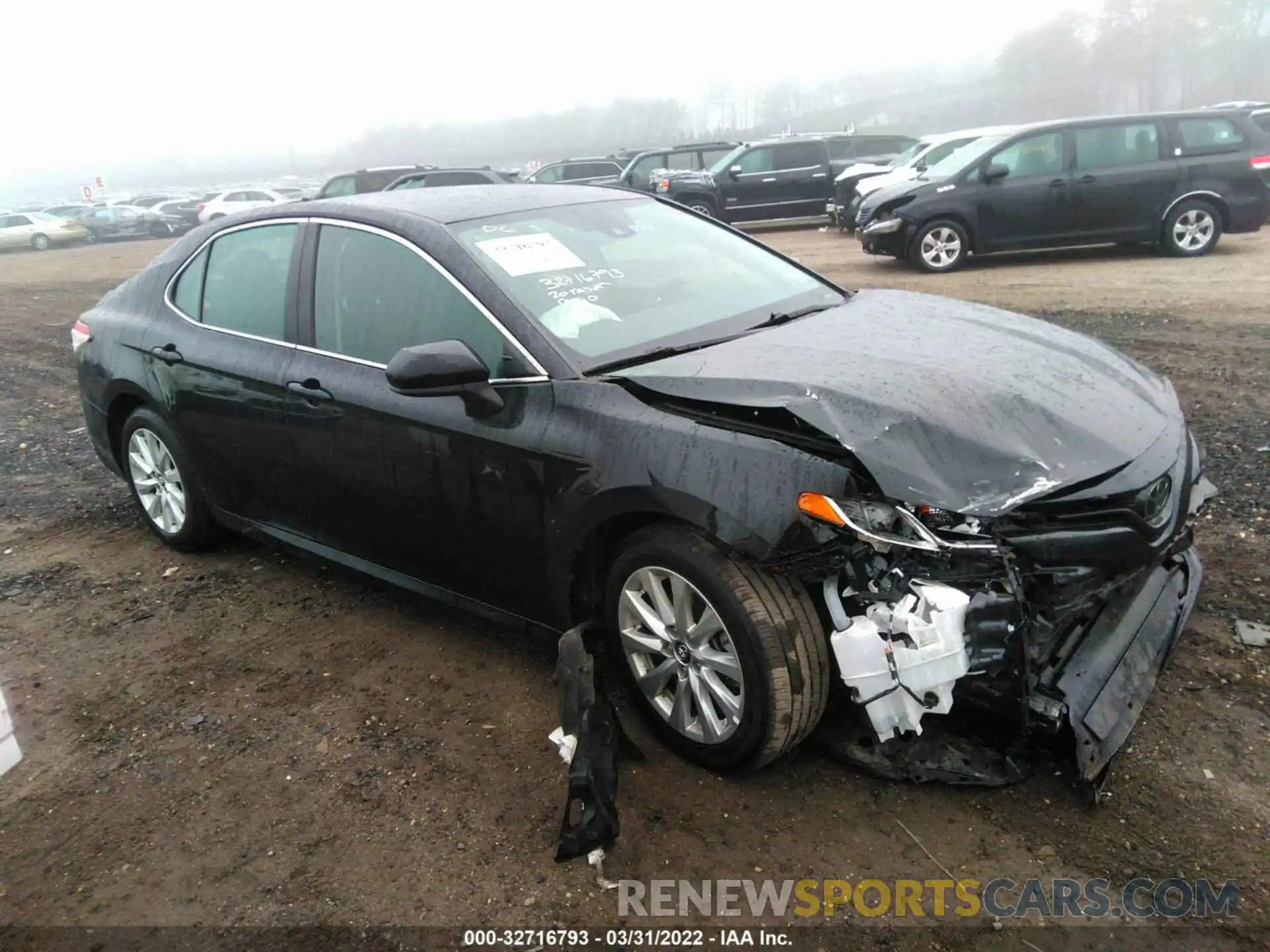 1 Photograph of a damaged car 4T1C11AK0LU314918 TOYOTA CAMRY 2020