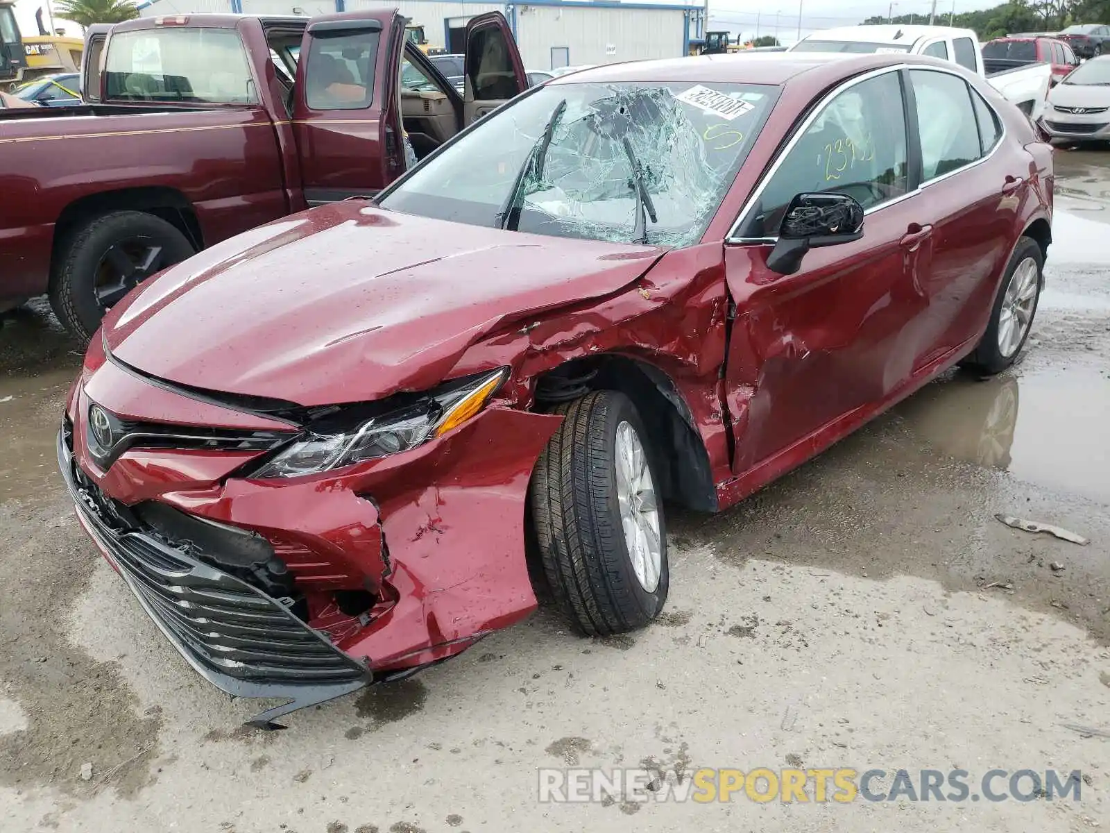 9 Photograph of a damaged car 4T1C11AK0LU316202 TOYOTA CAMRY 2020