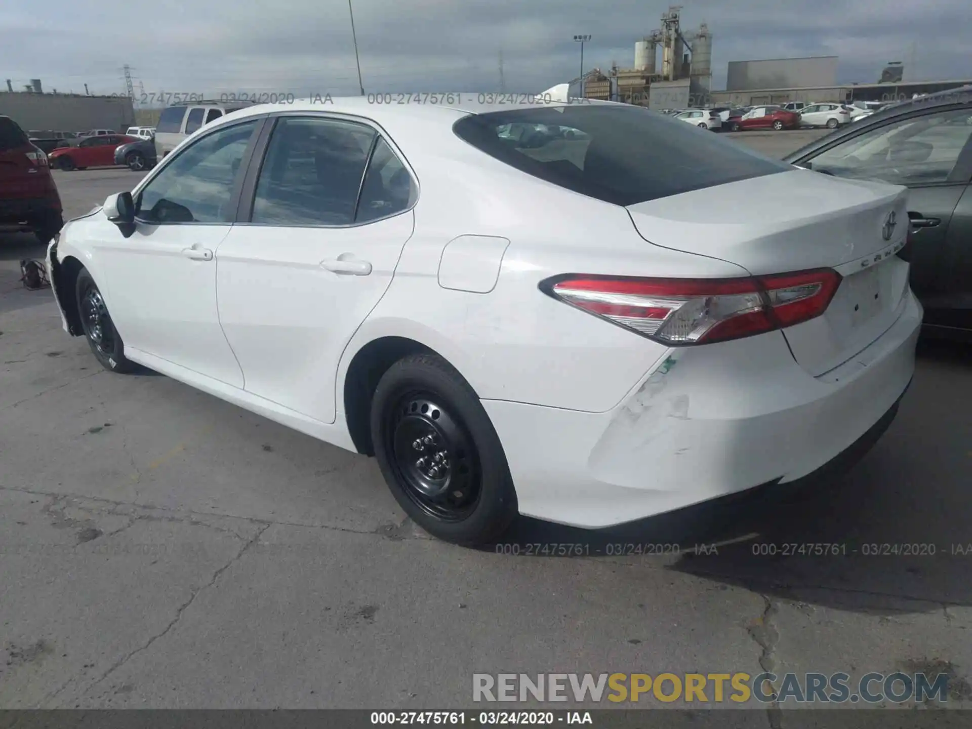 3 Photograph of a damaged car 4T1C11AK0LU316958 TOYOTA CAMRY 2020