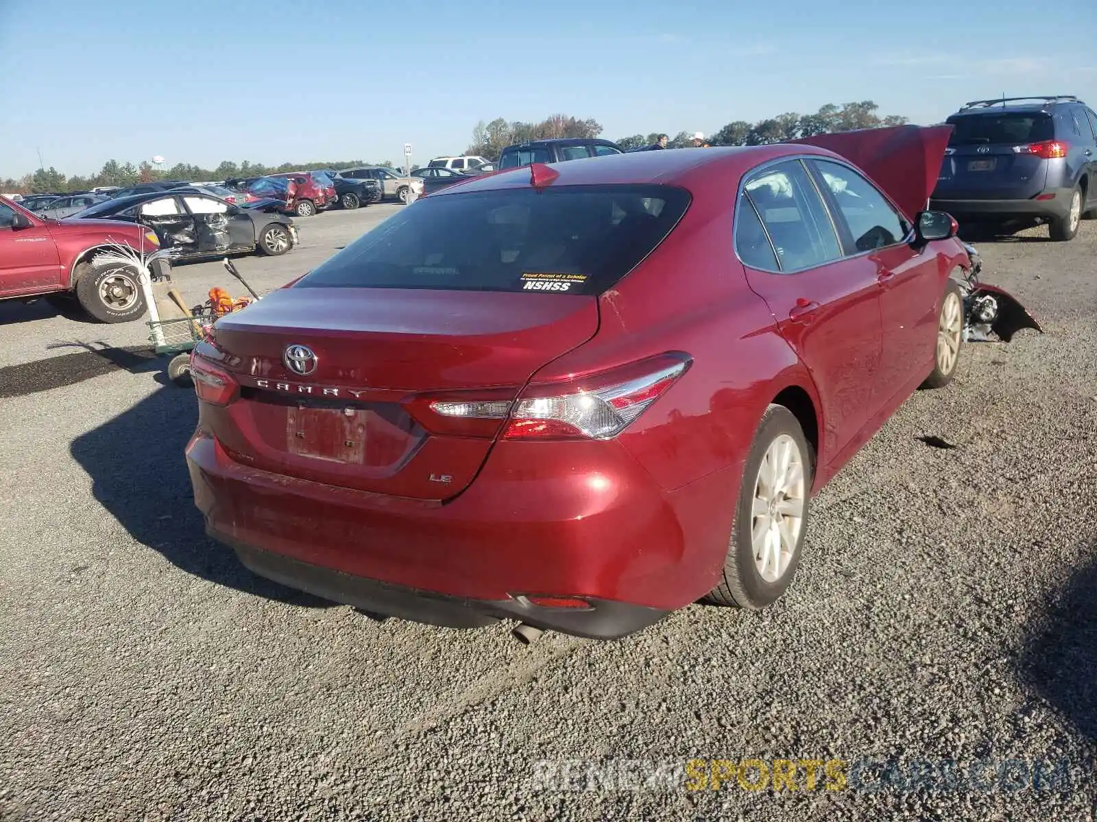 4 Photograph of a damaged car 4T1C11AK0LU328317 TOYOTA CAMRY 2020