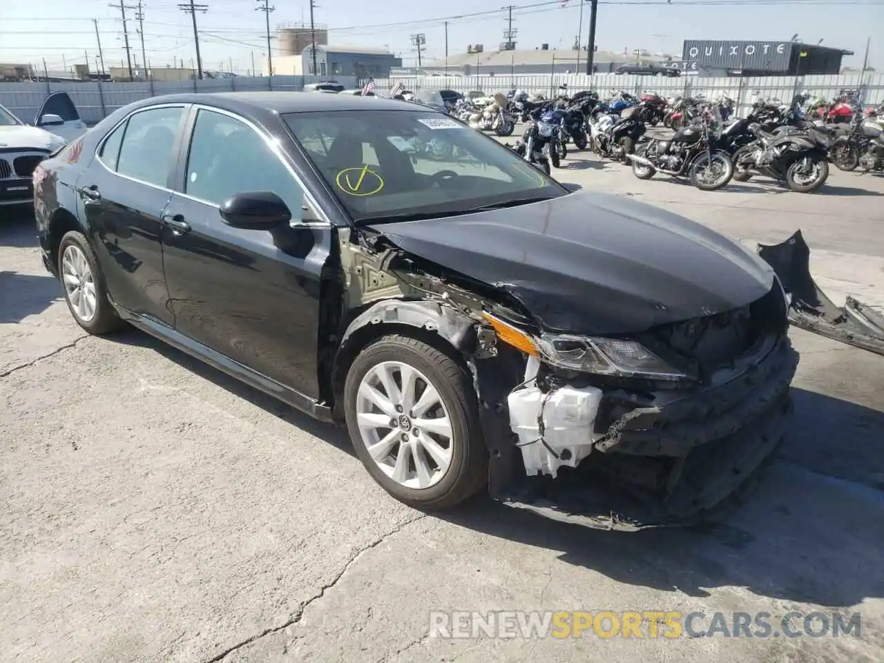 1 Photograph of a damaged car 4T1C11AK0LU328740 TOYOTA CAMRY 2020