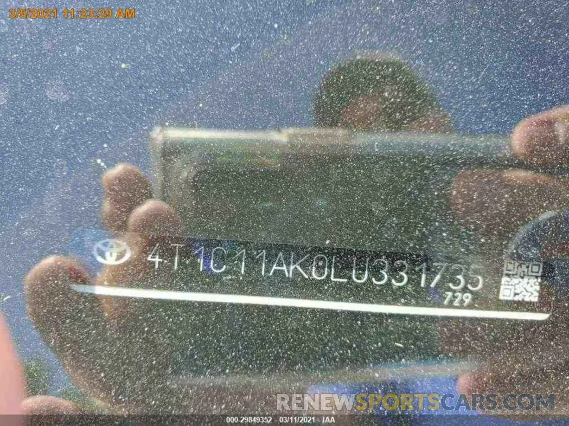 15 Photograph of a damaged car 4T1C11AK0LU331735 TOYOTA CAMRY 2020