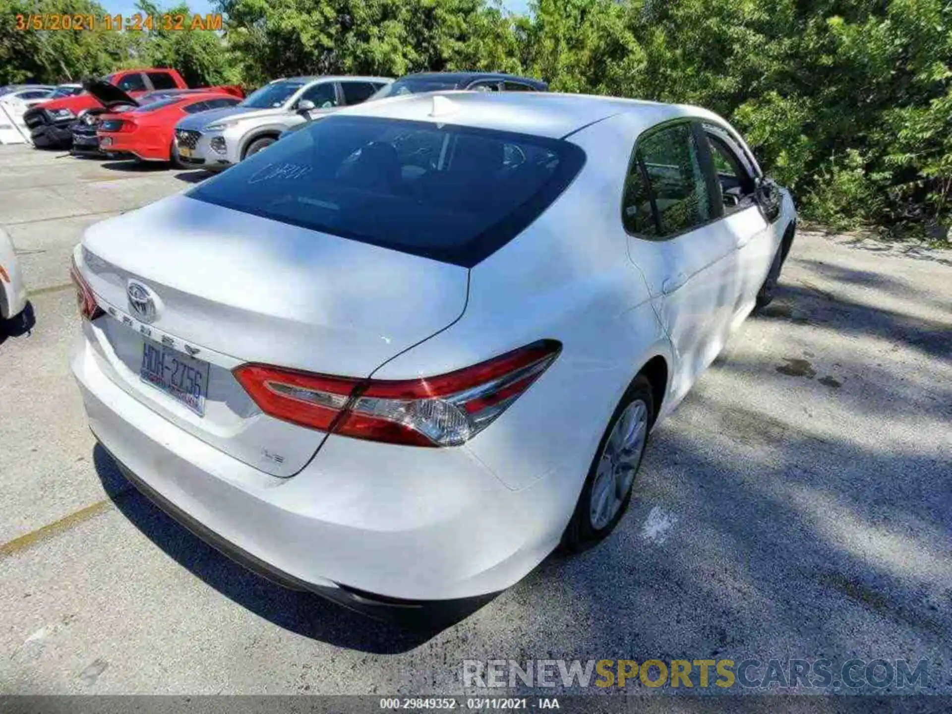 17 Photograph of a damaged car 4T1C11AK0LU331735 TOYOTA CAMRY 2020