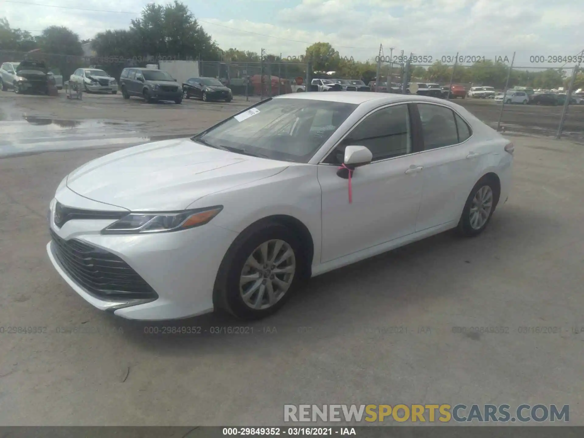 2 Photograph of a damaged car 4T1C11AK0LU331735 TOYOTA CAMRY 2020