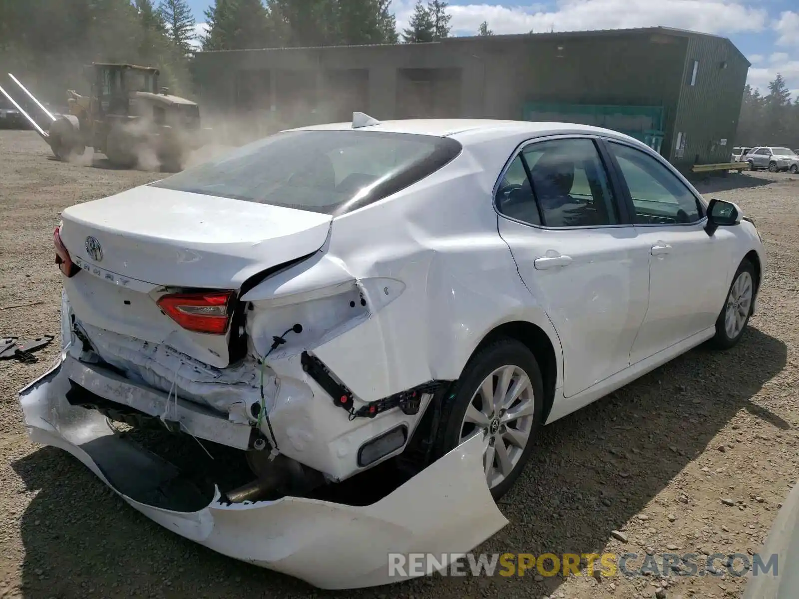 4 Photograph of a damaged car 4T1C11AK0LU333601 TOYOTA CAMRY 2020