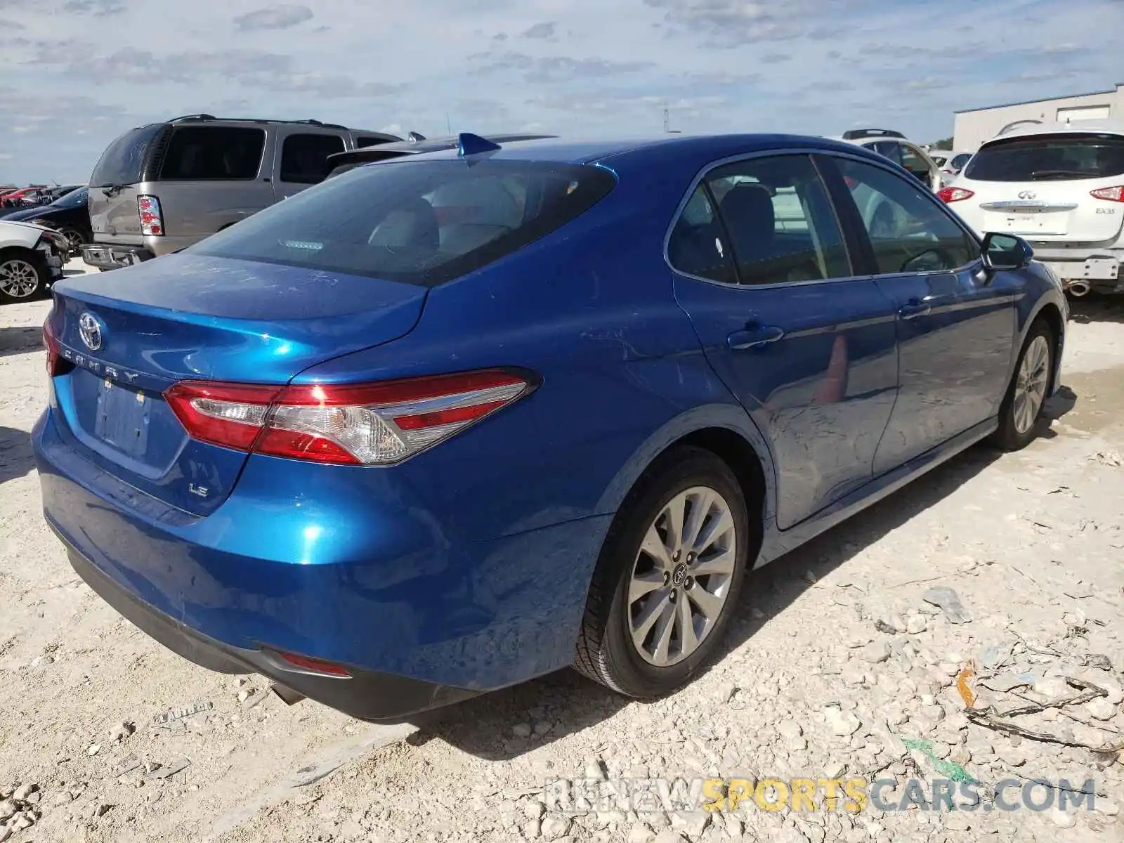 4 Photograph of a damaged car 4T1C11AK0LU341097 TOYOTA CAMRY 2020