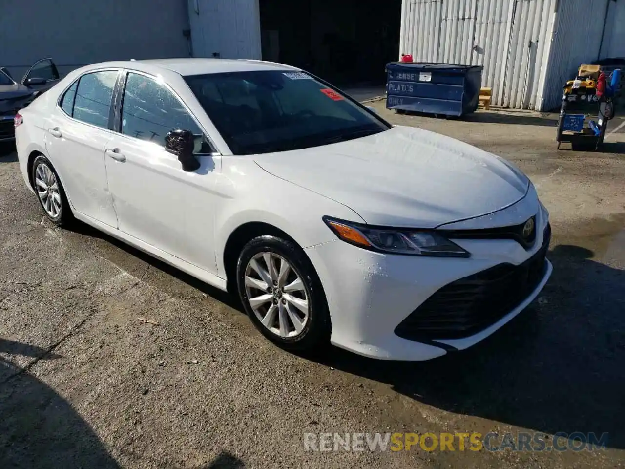 4 Photograph of a damaged car 4T1C11AK0LU343416 TOYOTA CAMRY 2020