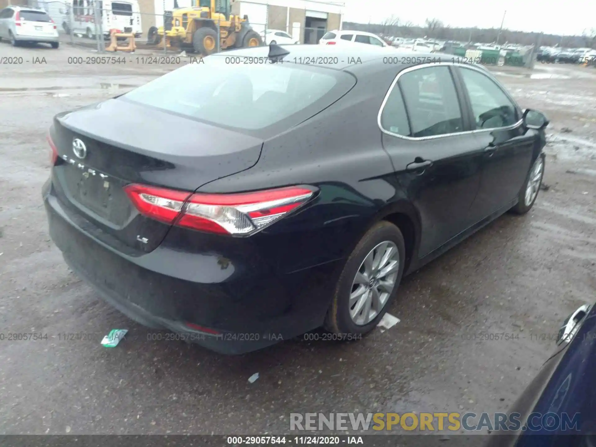 4 Photograph of a damaged car 4T1C11AK0LU344839 TOYOTA CAMRY 2020