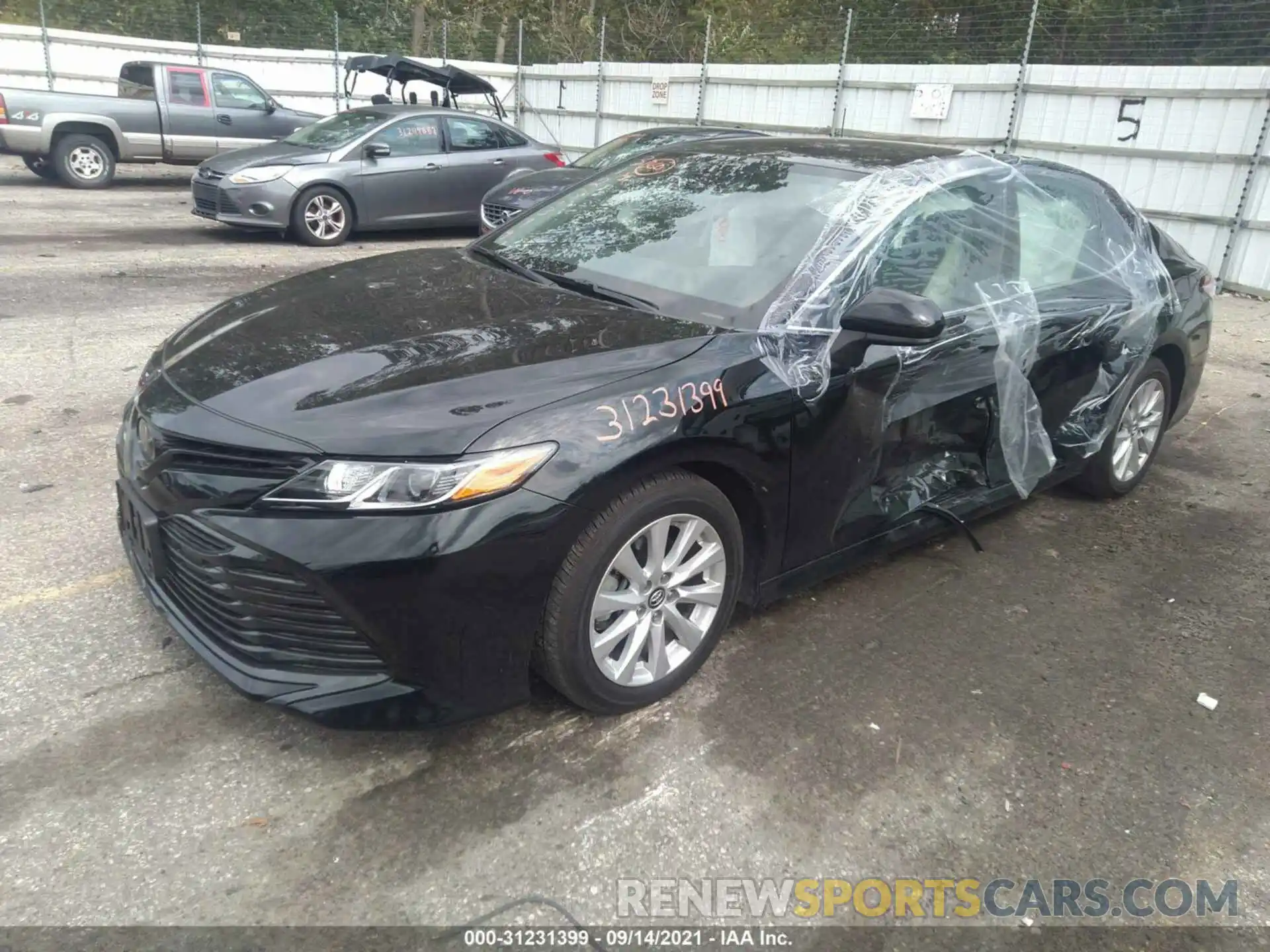 2 Photograph of a damaged car 4T1C11AK0LU344968 TOYOTA CAMRY 2020