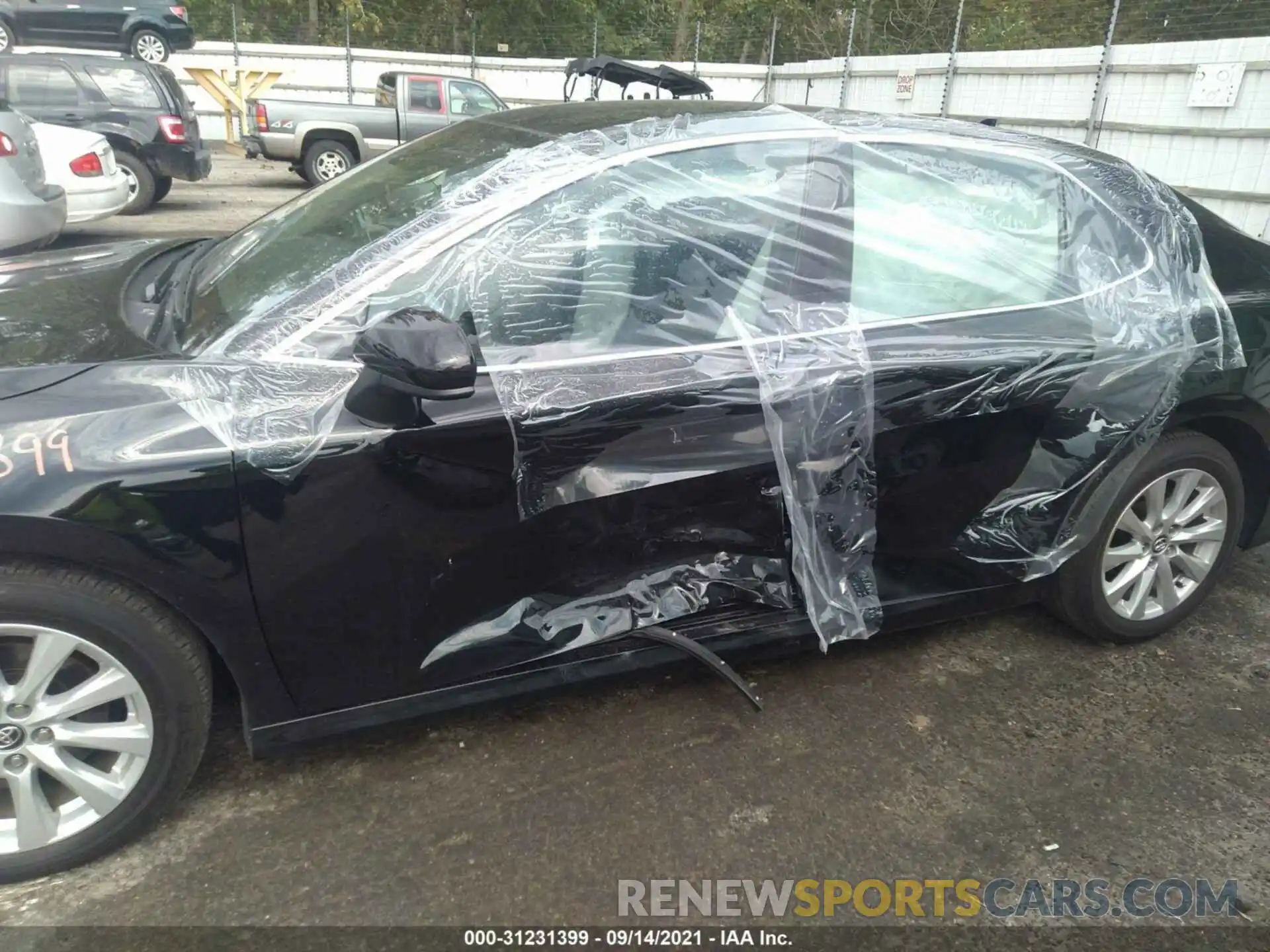 6 Photograph of a damaged car 4T1C11AK0LU344968 TOYOTA CAMRY 2020