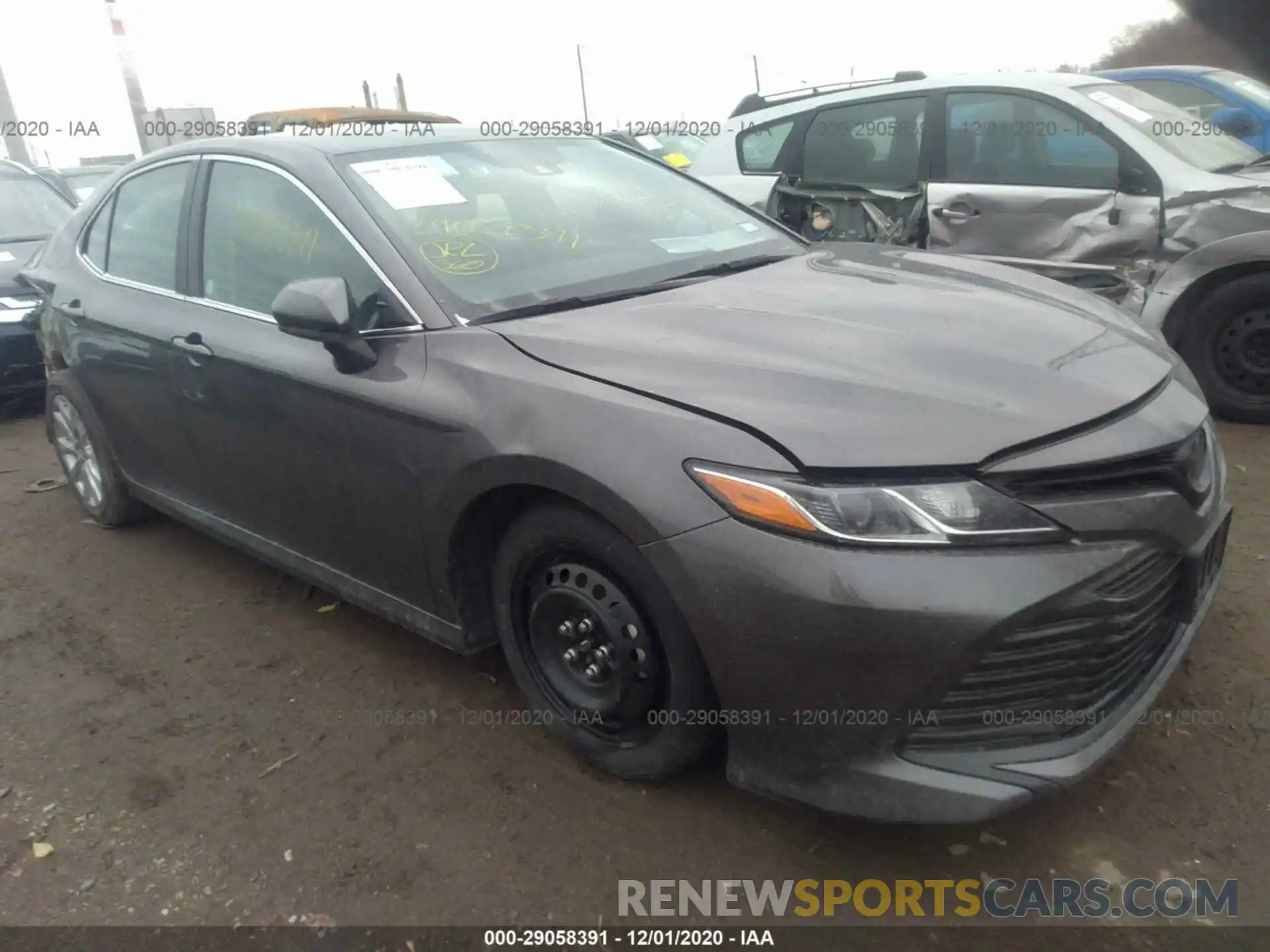 1 Photograph of a damaged car 4T1C11AK0LU345473 TOYOTA CAMRY 2020