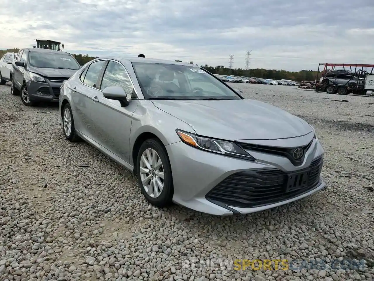 4 Photograph of a damaged car 4T1C11AK0LU345554 TOYOTA CAMRY 2020