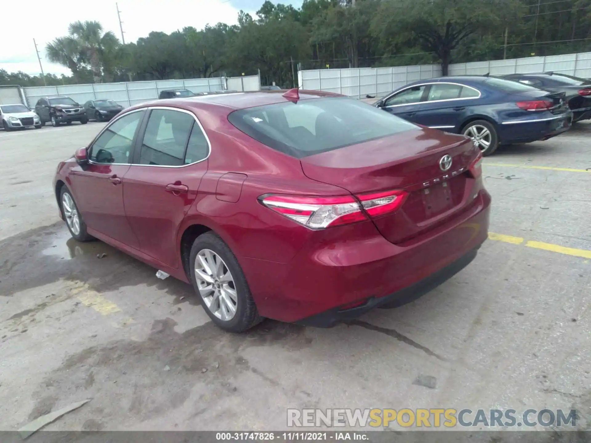 3 Photograph of a damaged car 4T1C11AK0LU348342 TOYOTA CAMRY 2020