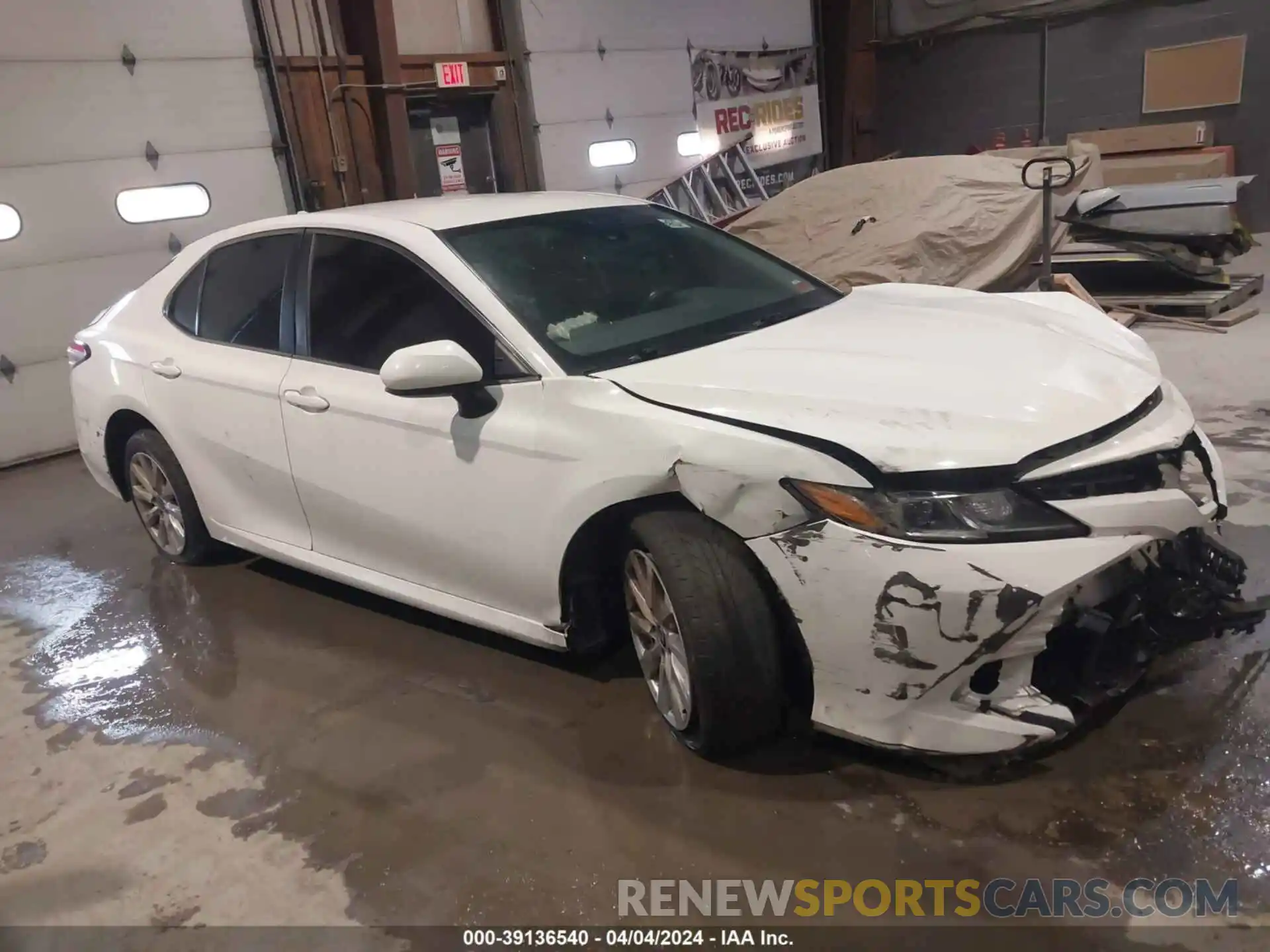 1 Photograph of a damaged car 4T1C11AK0LU358675 TOYOTA CAMRY 2020