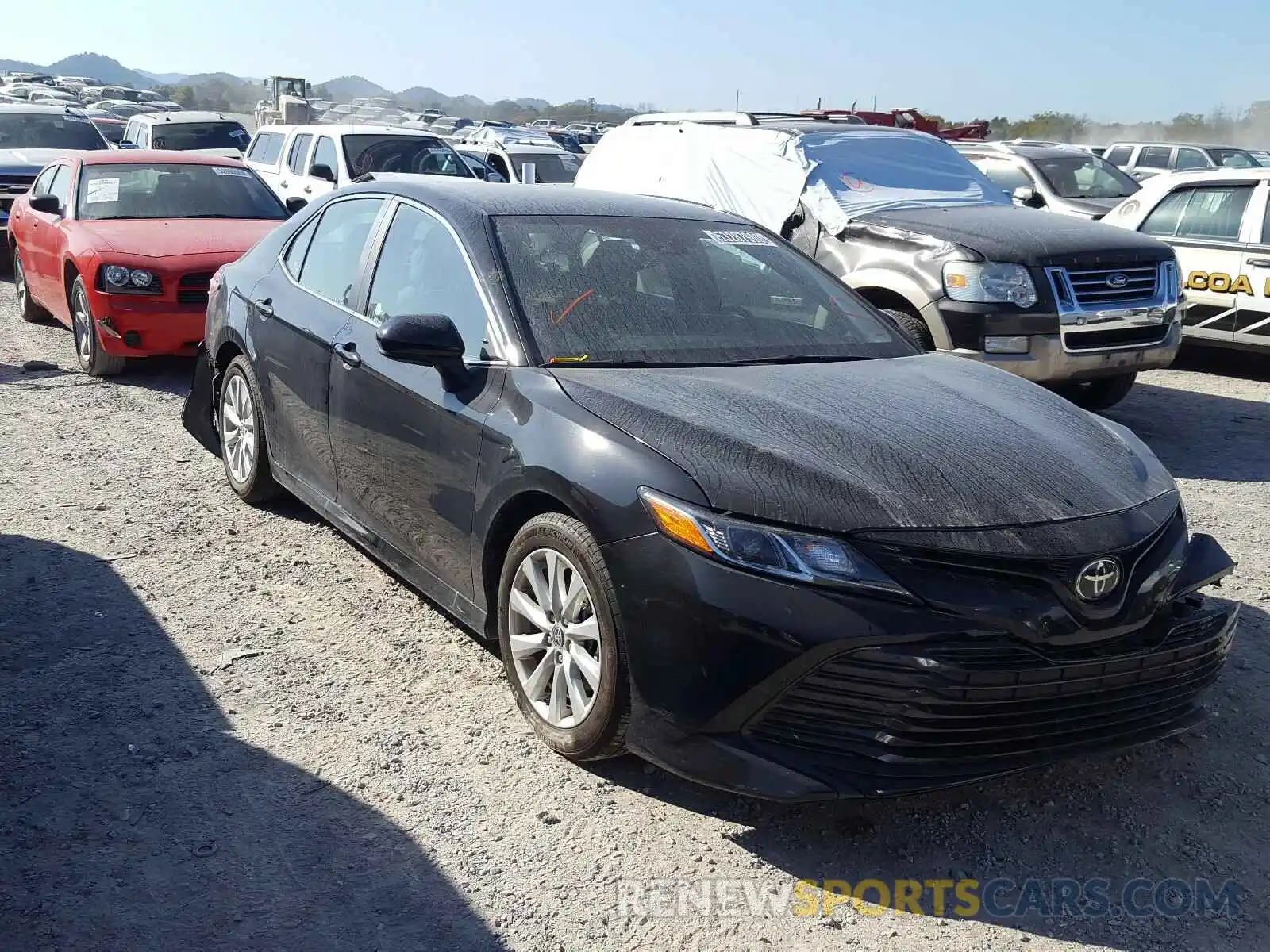 1 Photograph of a damaged car 4T1C11AK0LU361981 TOYOTA CAMRY 2020