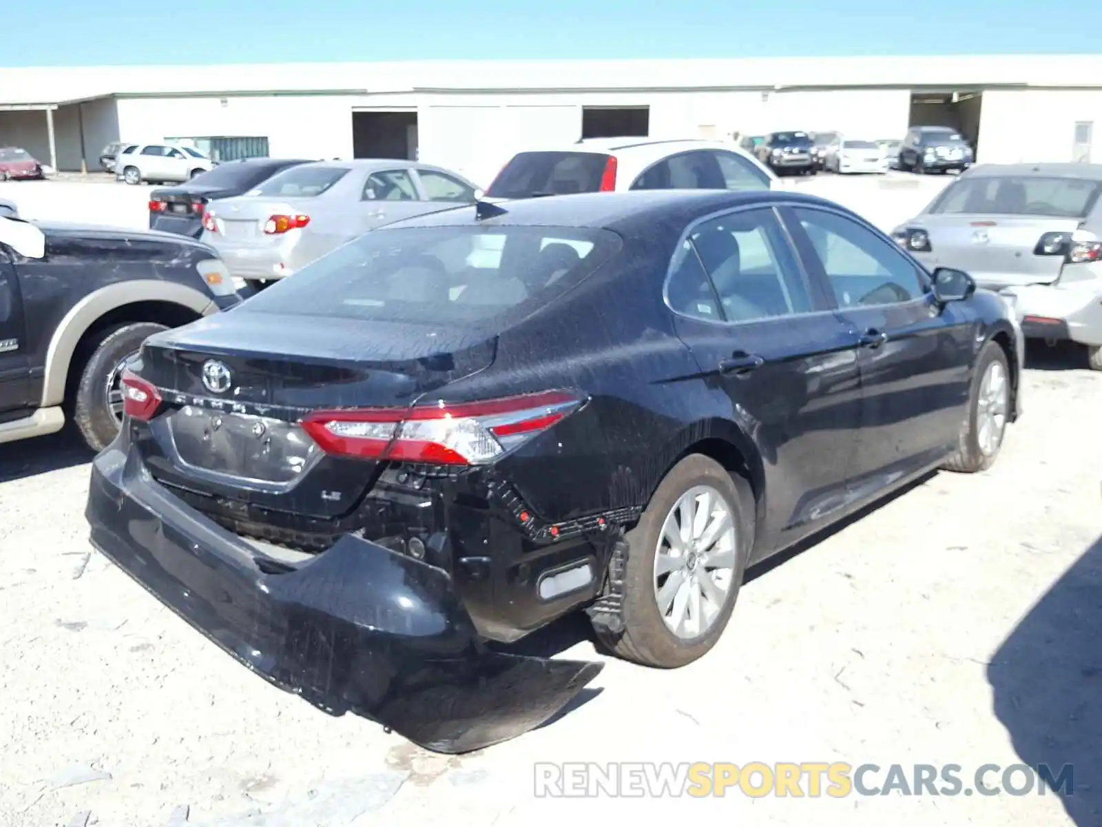 4 Photograph of a damaged car 4T1C11AK0LU361981 TOYOTA CAMRY 2020