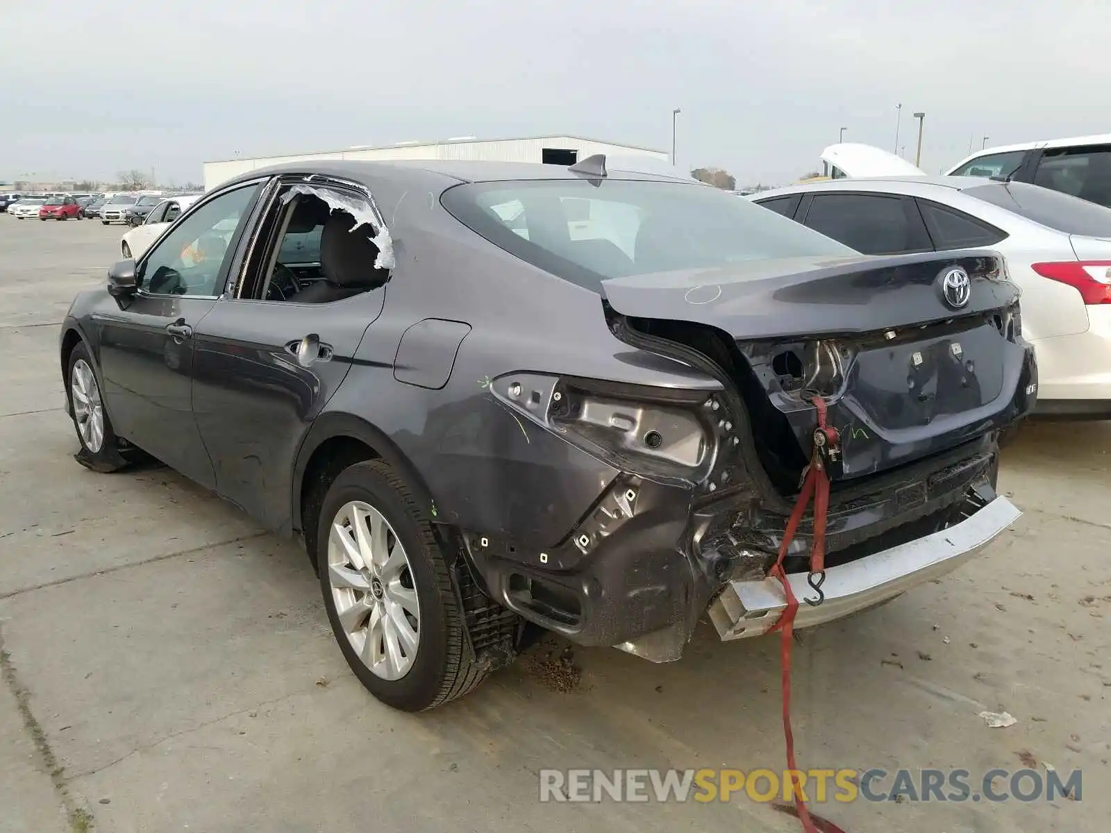 3 Photograph of a damaged car 4T1C11AK0LU363746 TOYOTA CAMRY 2020