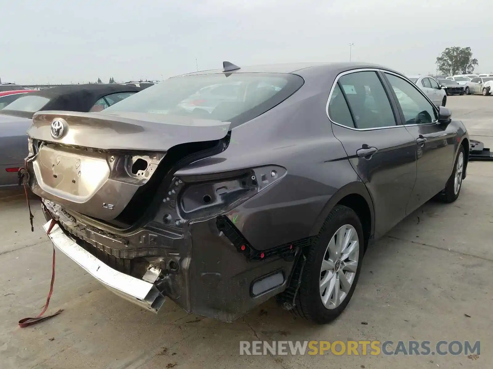 4 Photograph of a damaged car 4T1C11AK0LU363746 TOYOTA CAMRY 2020