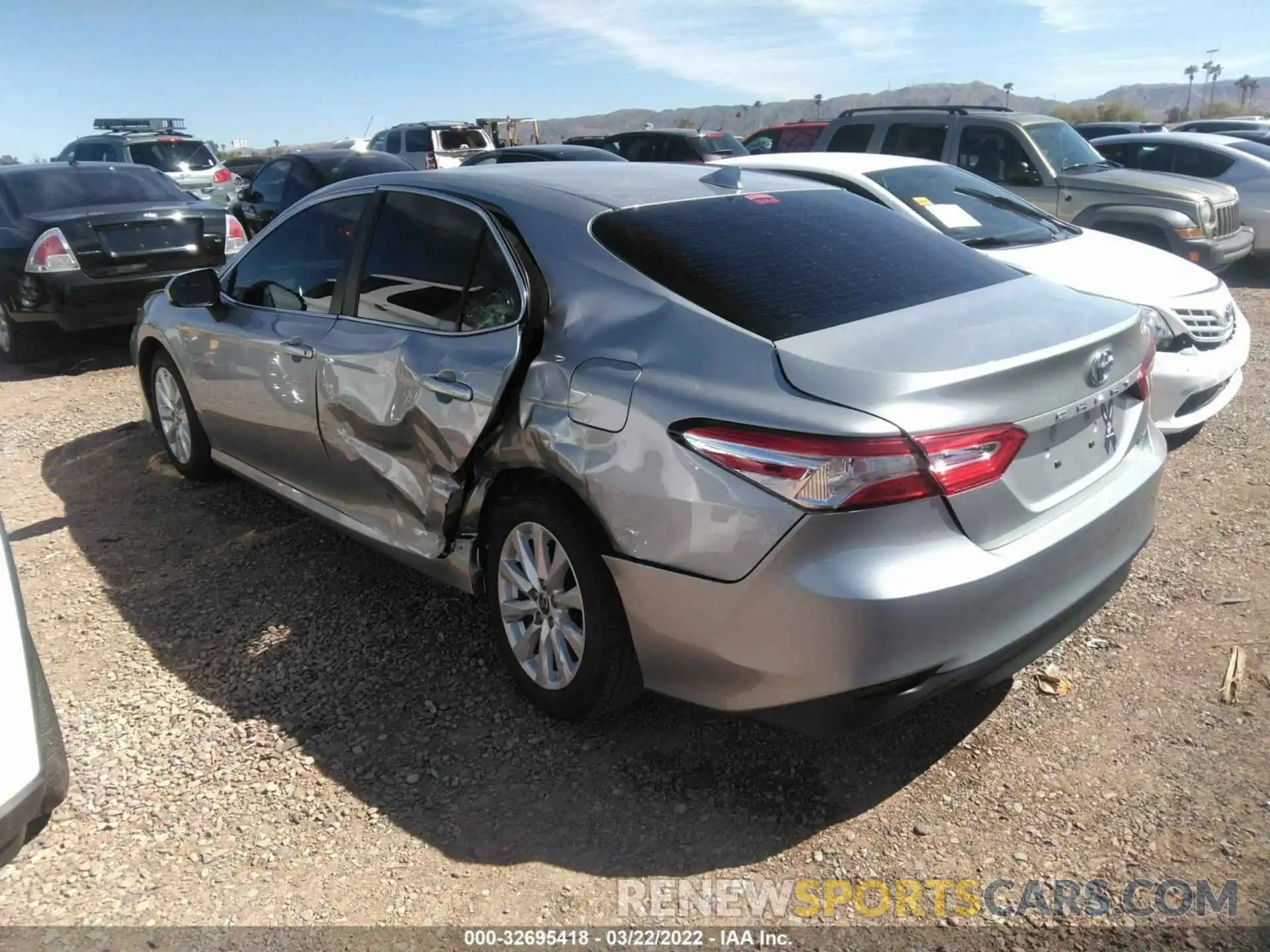 3 Photograph of a damaged car 4T1C11AK0LU364721 TOYOTA CAMRY 2020