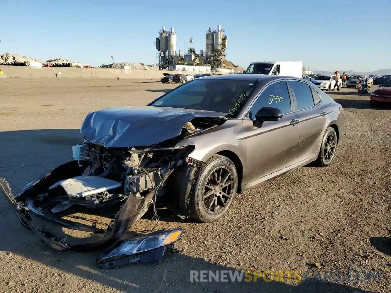 2 Photograph of a damaged car 4T1C11AK0LU370941 TOYOTA CAMRY 2020